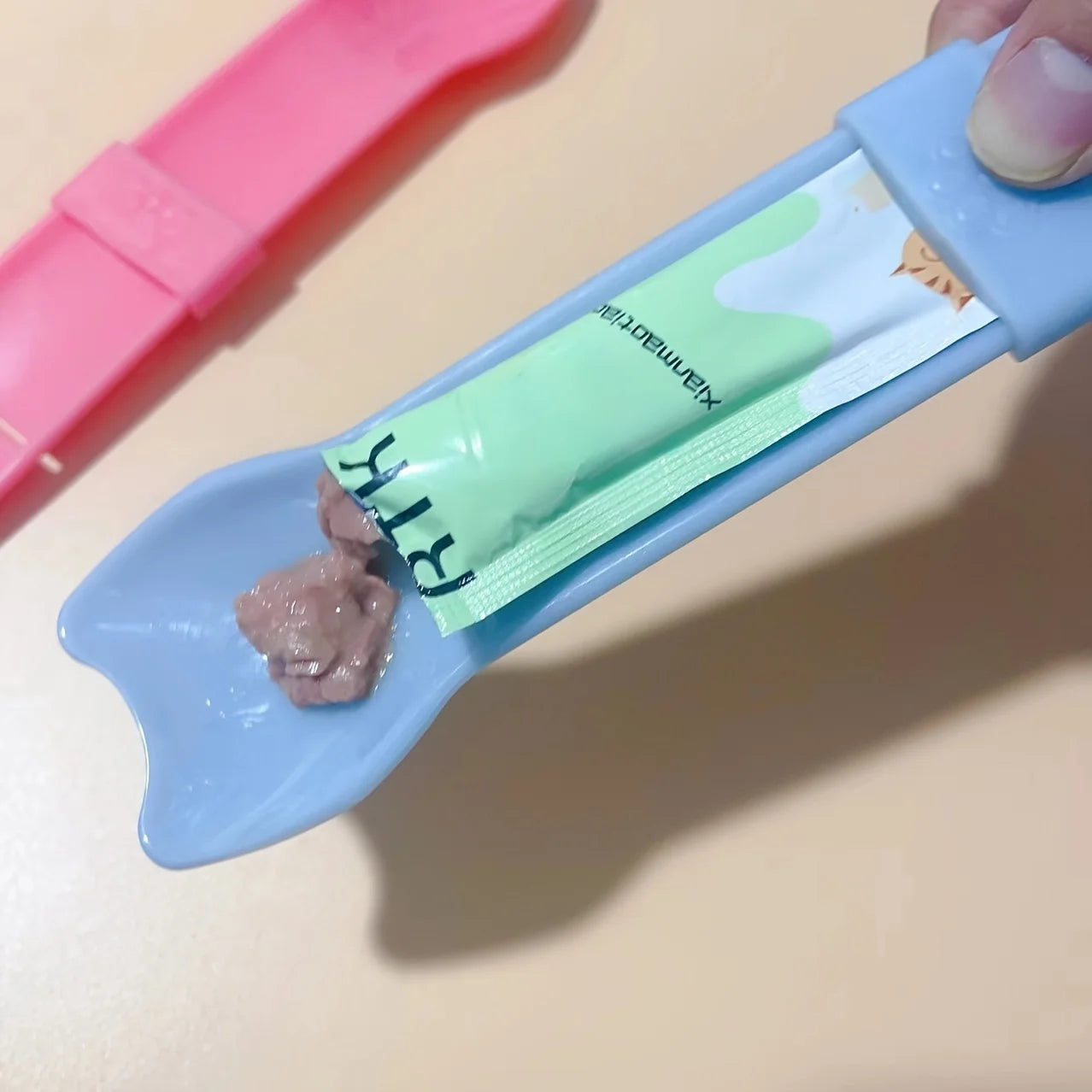Lick Treat Squeeze Spoon for Cats