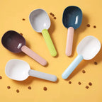 Clip-On Pet Food Scoop